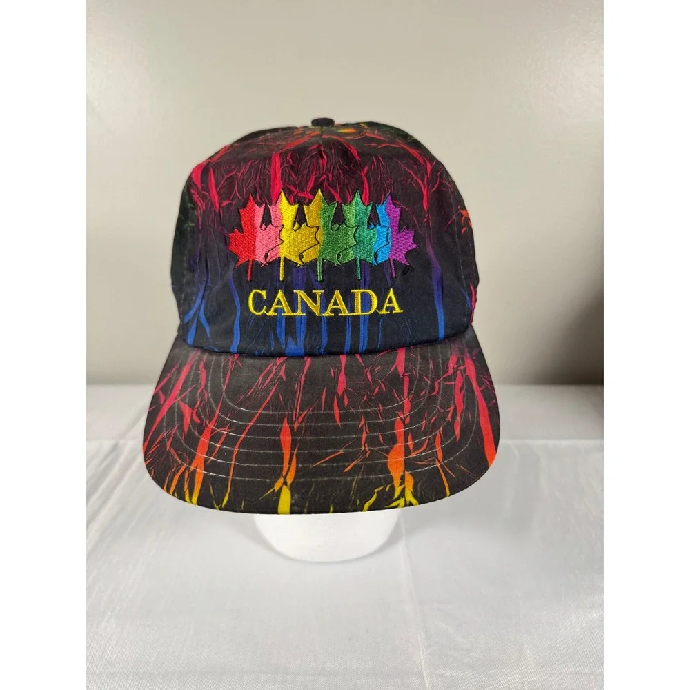 Vintage 90s Canada Rainbow Maple Leaf Abstract Print Snapback Cap Multi-Color